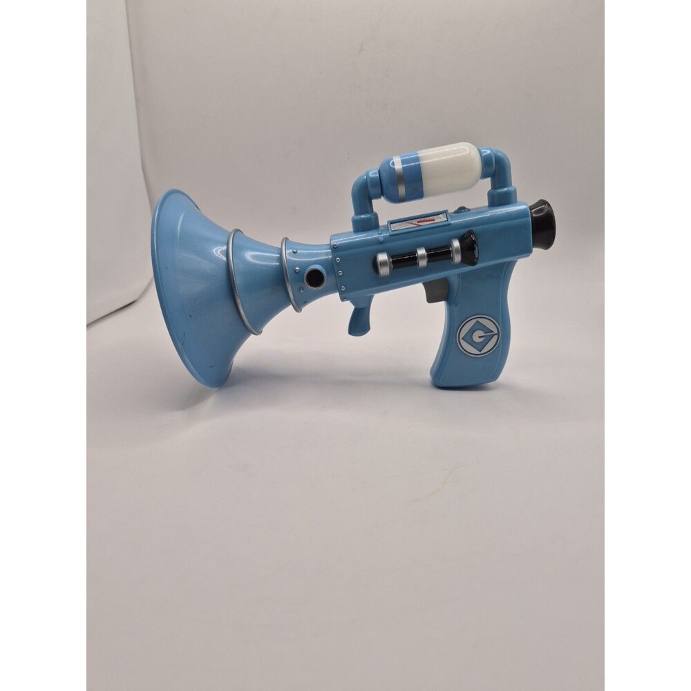 Despicable Me 3Minion Fart Blaster Gun Blue Toy Lights Sounds Noise